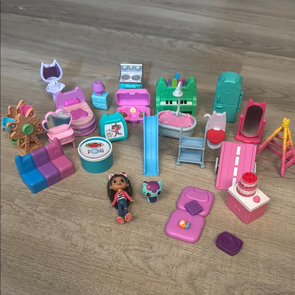Gabbys doll house accessories